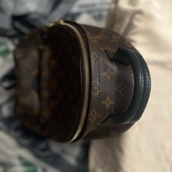 LV - Palm Springs MM Back pack - Picture 3 of 6